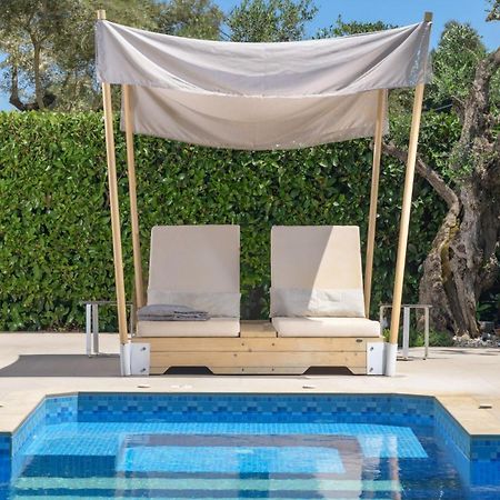 Dareia Suites Plános Екстериор снимка