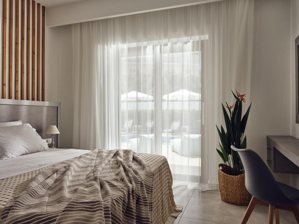 Dareia Suites Plános Екстериор снимка