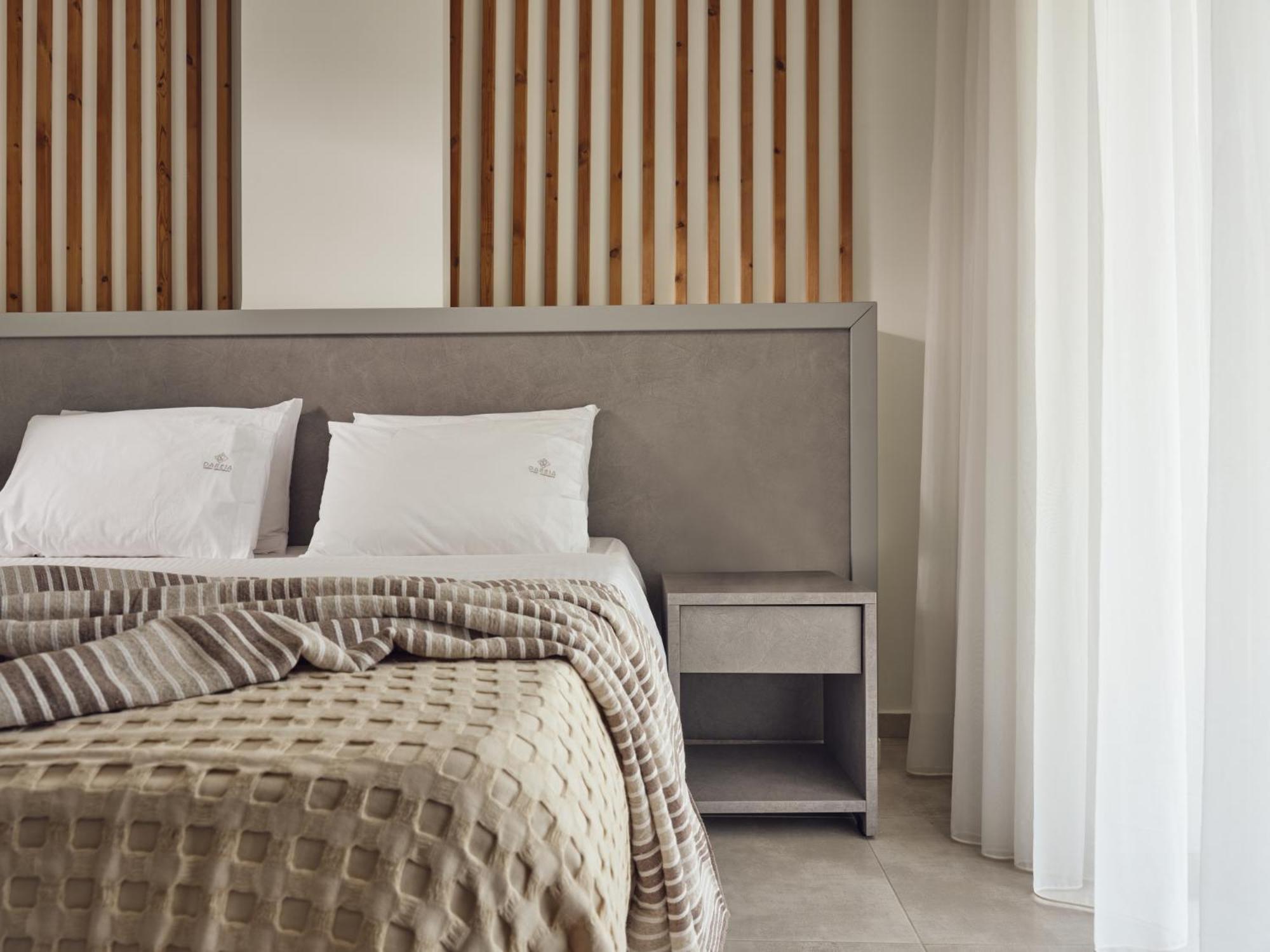 Dareia Suites Plános Екстериор снимка