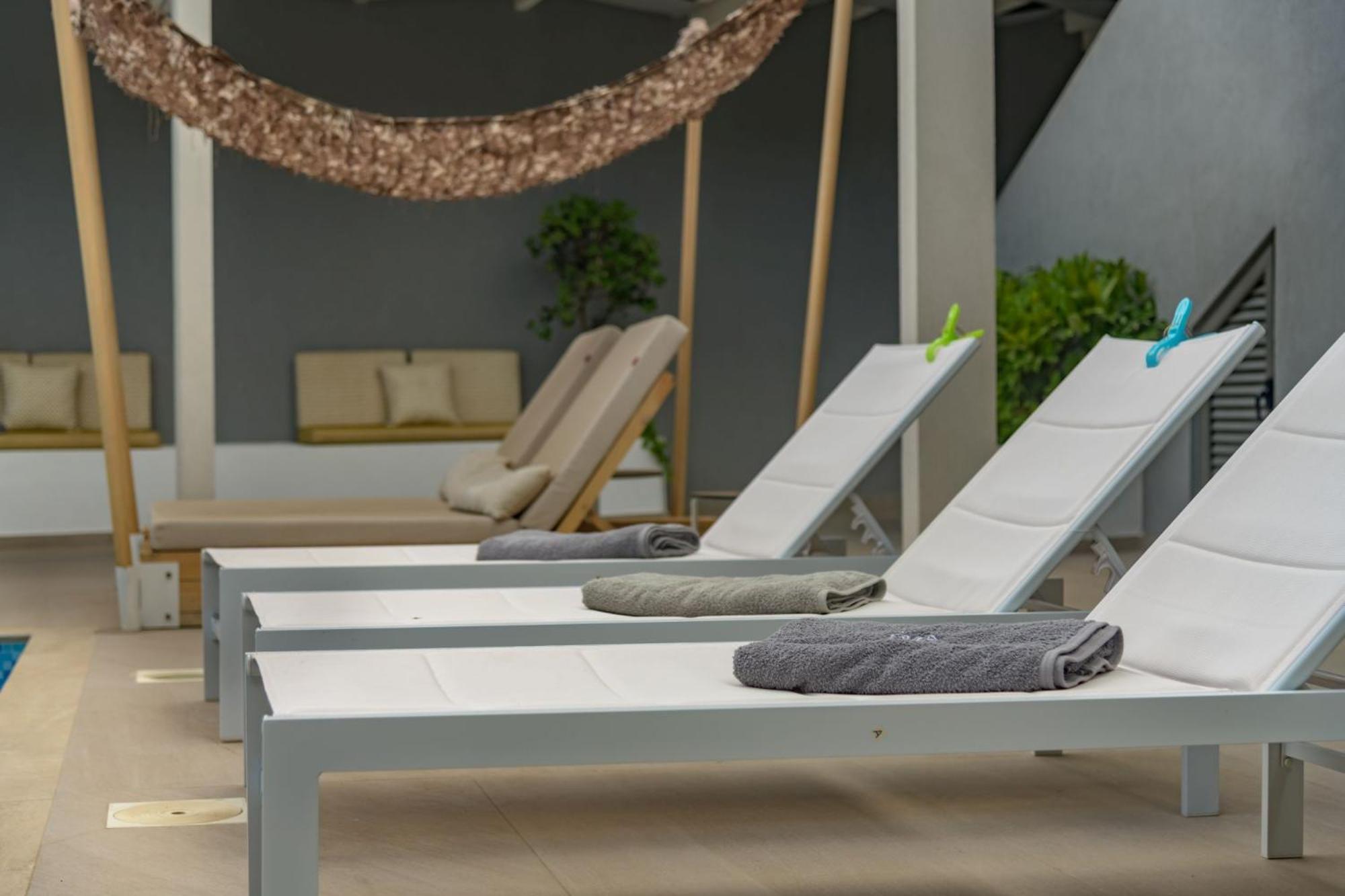 Dareia Suites Plános Екстериор снимка