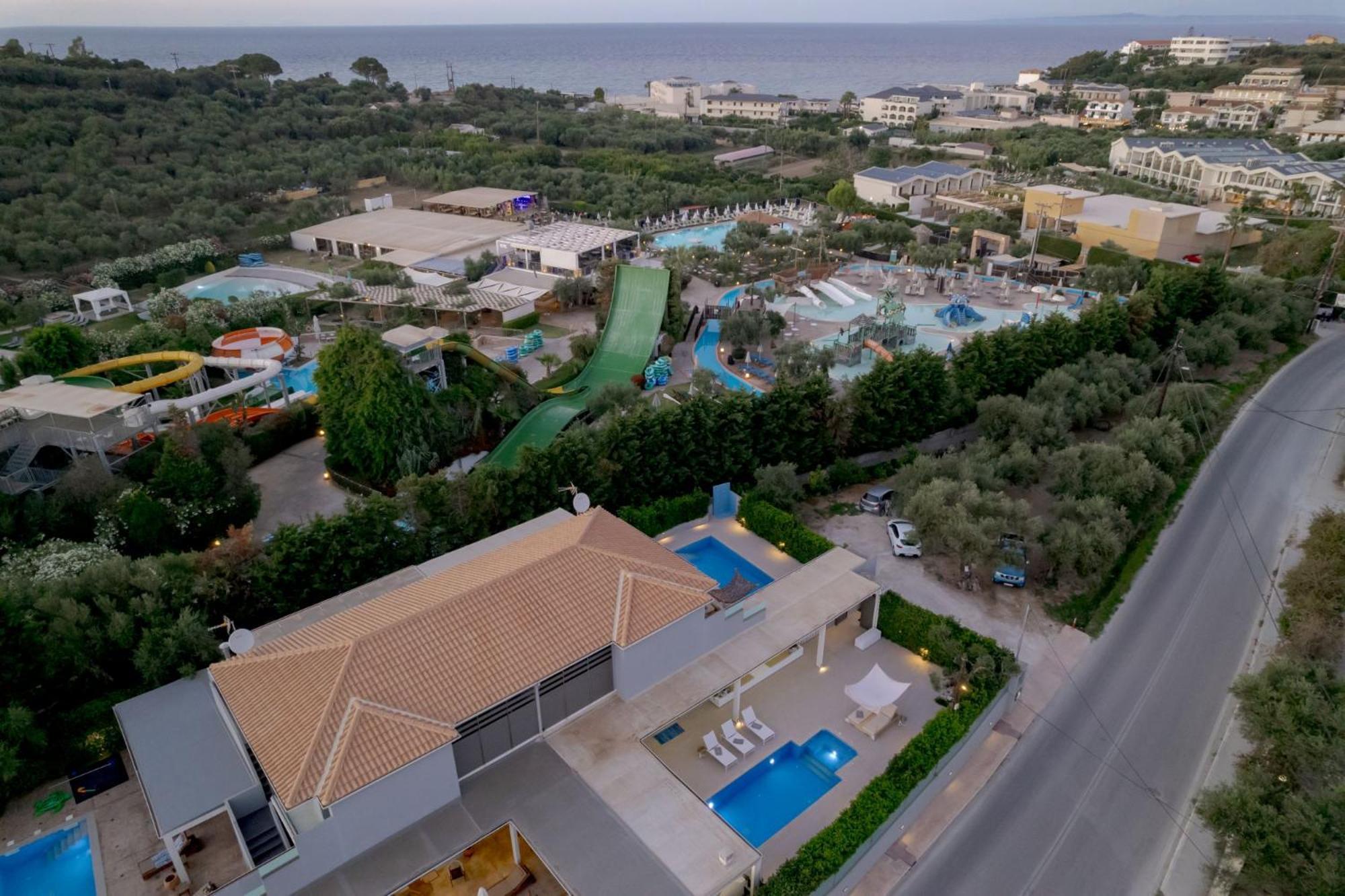 Dareia Suites Plános Екстериор снимка