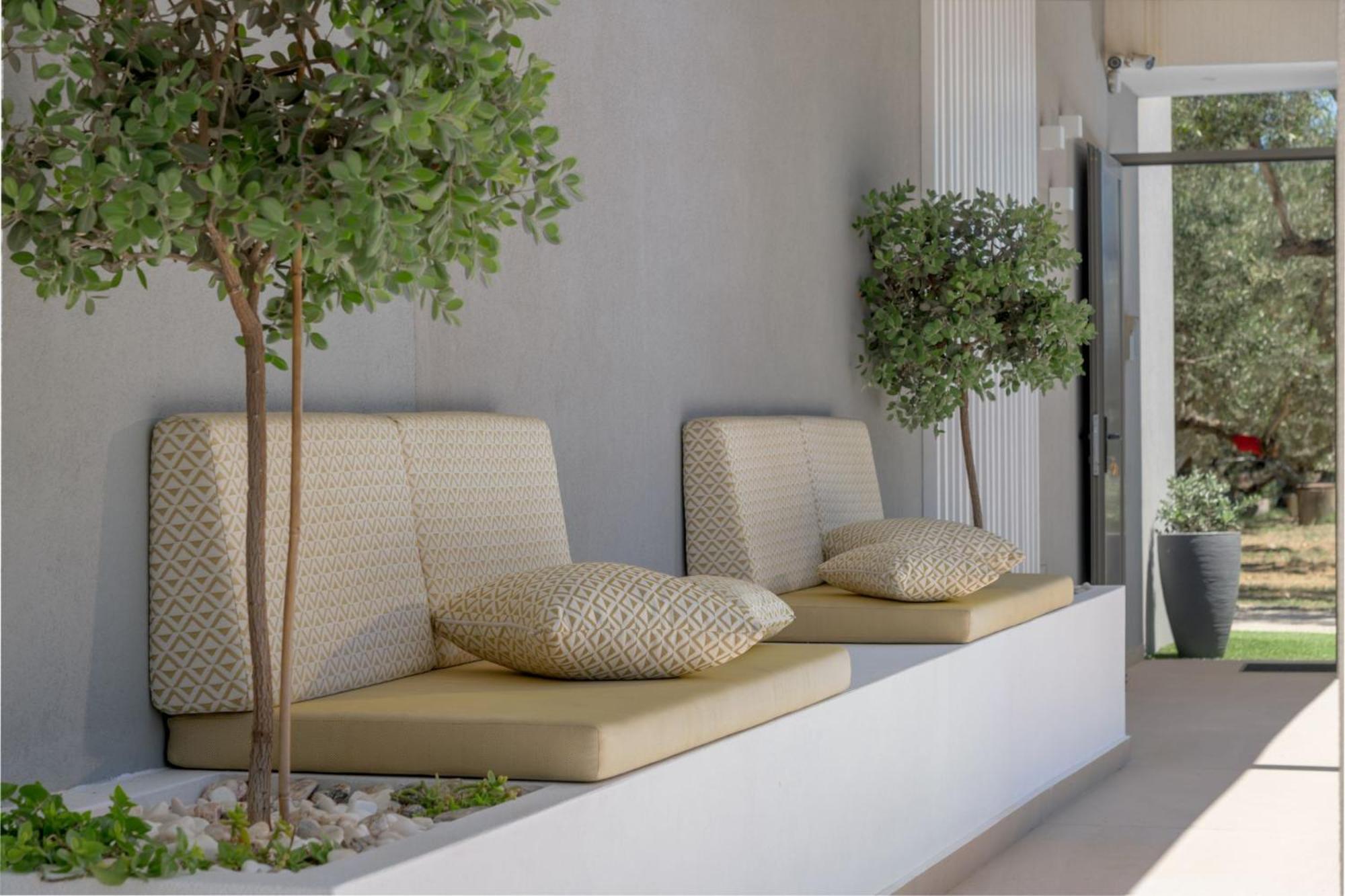 Dareia Suites Plános Екстериор снимка
